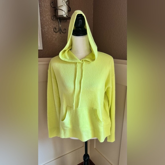 CISHMERE CHARTER Lime Green Women's Hoodie Sweater - Picture 1 of 12